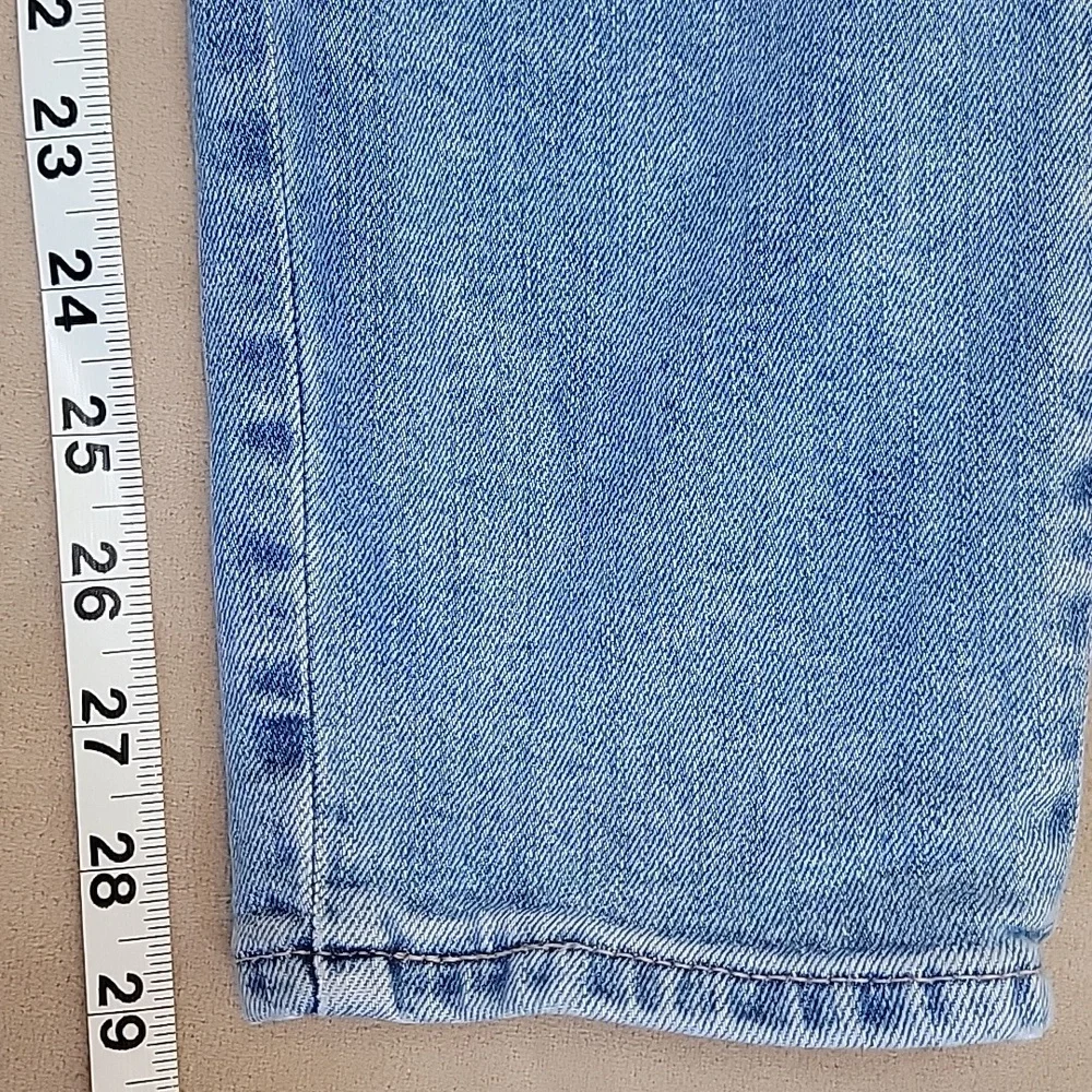 Limited Edition Levi's 721 Blue Jeans with Floral Poppy Embroidery Size 32 EUC - Picture 9 of 16